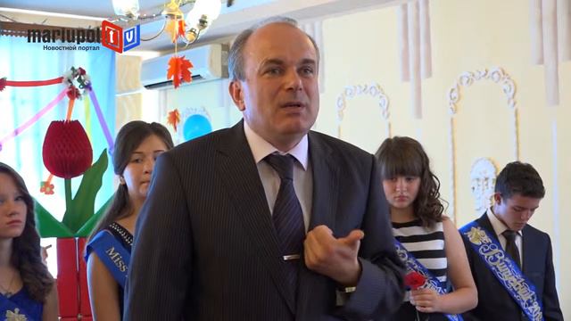 Детям, лишенным родительского тепла, нужно создавать максимально комфортные условия для развития смотреть онлайн