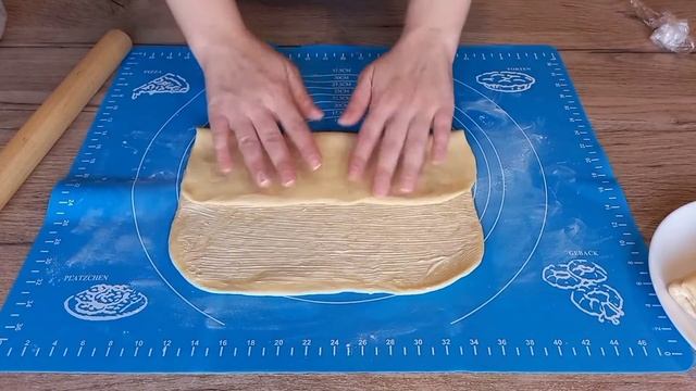 Нежные и воздушные круассаны из дрожжевого теста. Самый простой рецепт, получается всегда! смотреть онлайн