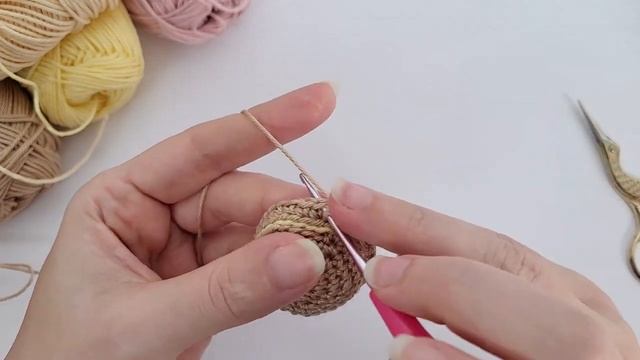How to crochet a little angel | Easter Angel amigurumi pattern inside an Easter egg! смотреть онлайн