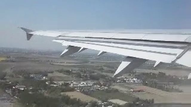Air France Taking-off at Venice Airport (VCE) to Paris (CDG) смотреть онлайн