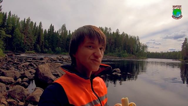ВПЕРВЫЕ НА СПЛАВЕ. ОДИН. А Я ПРОЙДУ ПОРОГ? А ЯГОДЫ ОБЕЩАЛИ - ГДЕ? Ягоды где-то рядом. 1часть смотреть онлайн