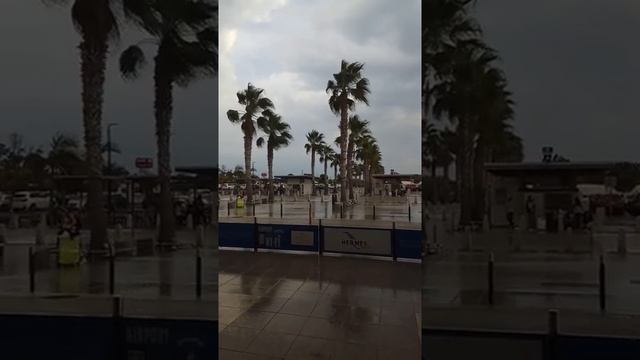 Cyprus Paphos 20191015 На выходе из аэропорта Пафос, Кипр смотреть онлайн