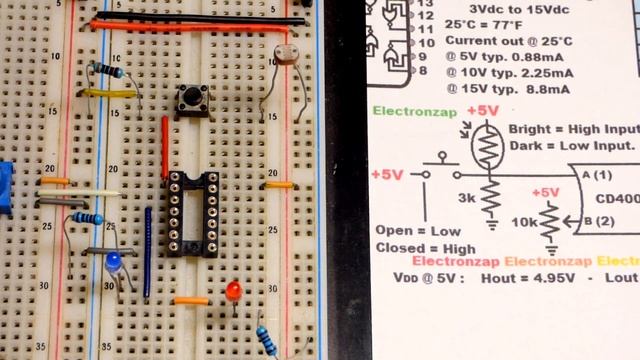 4001 IC CD4001 integrated circuit quad 2 input NOR logic gate DIY electronics demo circuit смотреть онлайн