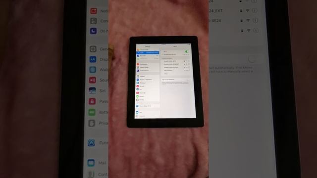 Apple IPad 4  (4th Generation) Wifi + Cellular (4G/LTE)
