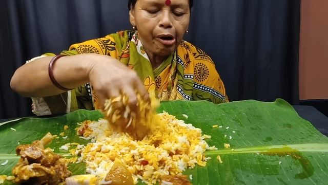 BIGBITES.EATING RICE WITH SIM POSTO,AND SPICY ??? MUTTON CURRY,HUGE RICE,,