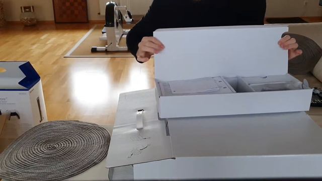 PLAYSTATION 5 DISC EDITION UNBOXING (DUBSTEP EDITION) смотреть онлайн