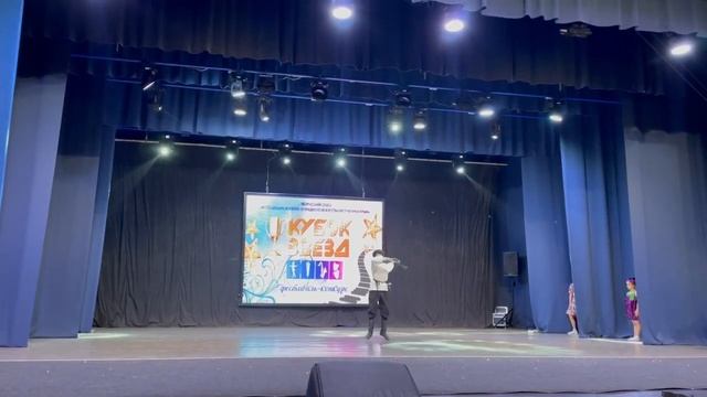 Полно вам, снежочки. Исполняет Дерюгин Савва (дебют).Ансамбль Калейдоскоп (г.Севастополь).18.03.202 смотреть онлайн