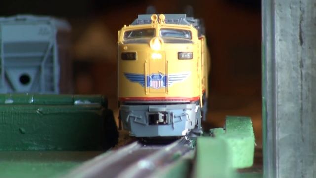 HO MTH Union Pacific Turbines Standard and Veranda 3 смотреть онлайн