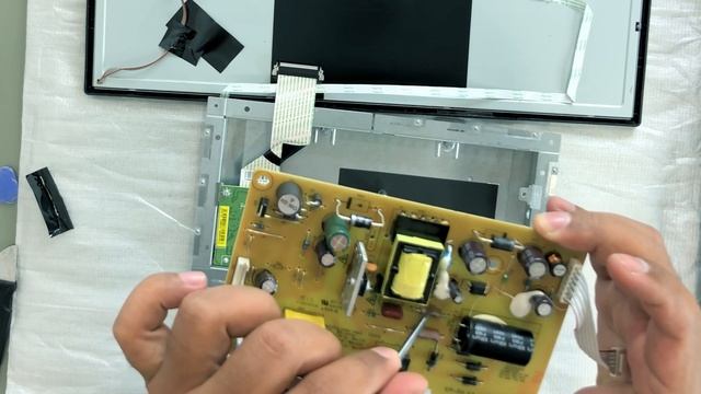 Dell Monitor E1916HV no power fix смотреть онлайн
