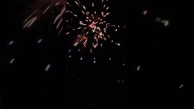 Cosmic Armageddon Firework 1.3G смотреть онлайн