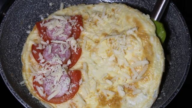 НЕРЕАЛЬНАЯ ВКУСНОТА ЗА 5 МИНУТ! Быстрый завтрак для тех,кому надоела яичница смотреть онлайн