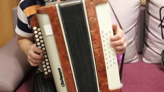 Гармонь «Беларусь» 25х25-lV, четырёхголосная, с регистром. Тональность - до-мажор. смотреть онлайн