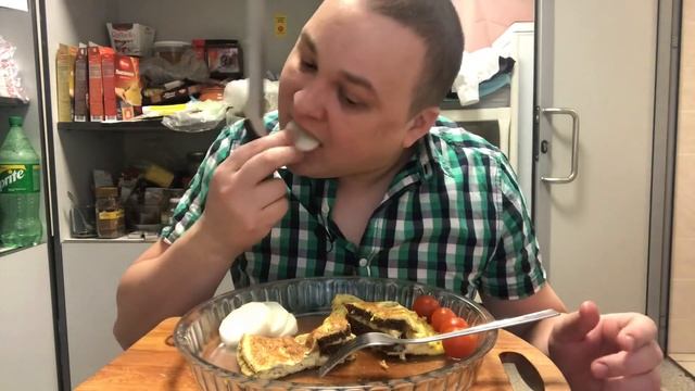 Vine Video Батин чих/ Амлетющище Omelette MUKBANG Eating