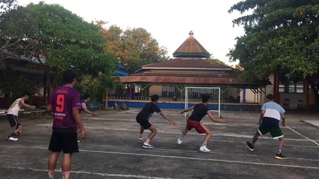 Tes dan Pengukuran. contoh dari latihan kelincahan adalah slight zig-zag dan lari back to back смотреть онлайн