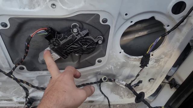 Skoda Fabia НЕ РАБОТАЮТ стеклоподъемники, нужна ваша помощь)) ЧАСТЬ 2 смотреть онлайн