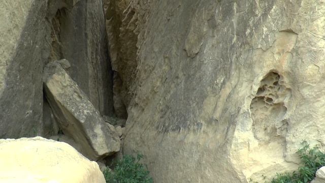 Azerbejdżan. Park Narodowy Gobustan. Petroglify. Gobustan National Park. Petroglyphs смотреть онлайн