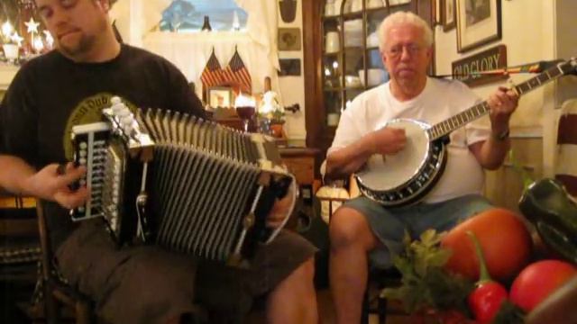 Cajun Accordion- Midland two-step смотреть онлайн