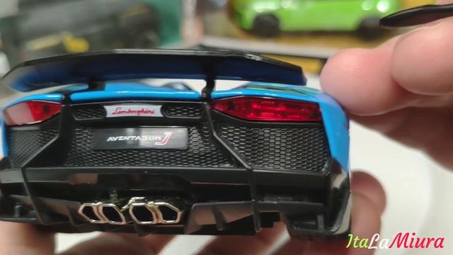 Double Horses 1:24 Lamborghini Aventador J Speedster смотреть онлайн