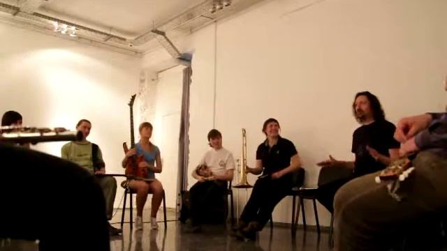 Занятие лаборатории импровизационной музыки. Мастер-класс Романа Столяра. 28.04.2013. Часть 2. смотреть онлайн