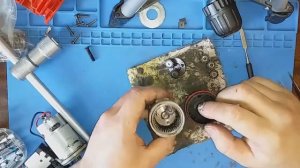 Ремонт регулировки крутящего момента шуруповерта на 12 вольт . От чего зависит крутящий момент?