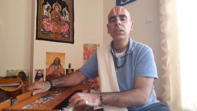 Tarangananda canta o mantra Sri Vitthala Giridhari Parabrahmane Namaha! смотреть онлайн