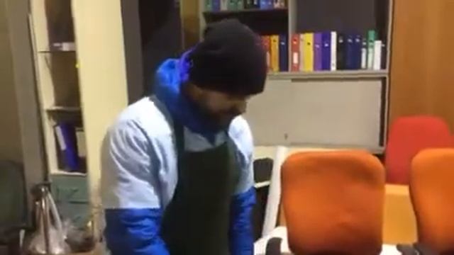 Химчистка офисных кресел смотреть онлайн