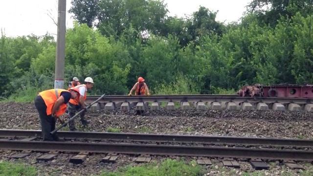 Укладка пути путеукладчиком УК 25 9-18 смотреть онлайн