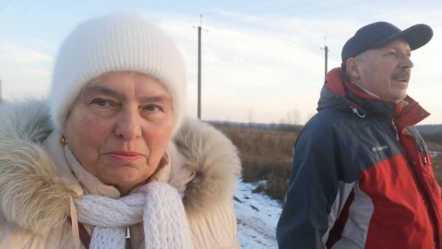 Хандрить некогда. Ждем весну, замещаем солнце, стираем шапки.