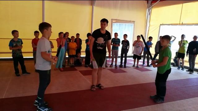 Турнир «Бои на двуручном мече» «Герои»:«Молния» (клуб карате) Герои Win. смотреть онлайн