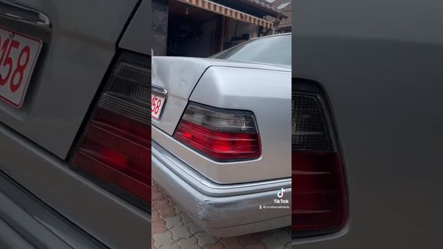 Mercedes w124 E200 before restoration / inainte de restaurare/ prima del restauro смотреть онлайн