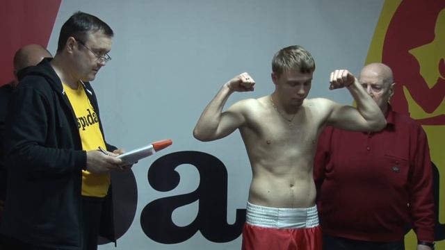 Взвешивание перед Вечером профессионального бокса Fight club "Espada". смотреть онлайн