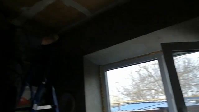 Ремонт на кухне. поклейка обоев. подготовка потолка смотреть онлайн