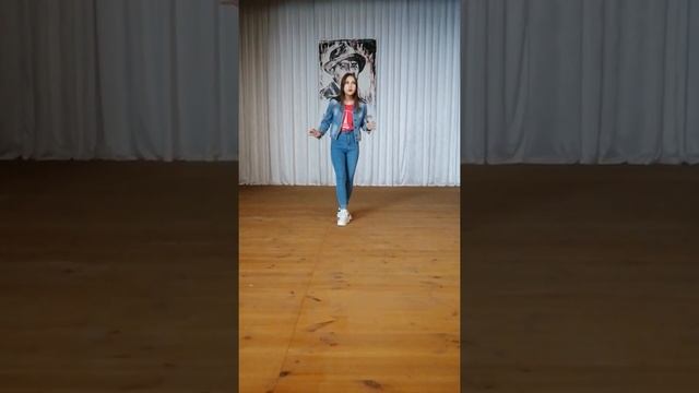 Владимир Владимирович Маяковский "Стихи о Советском паспорте" смотреть онлайн