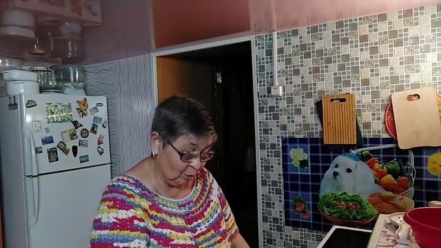 Думала умру ///Еще и холодильник/// смотреть онлайн