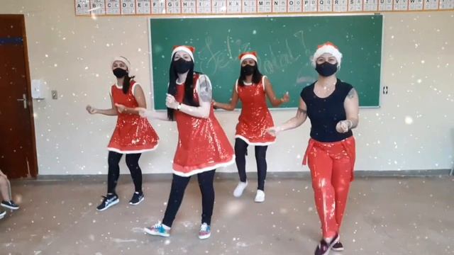 Aula de Dança 1º ano / Dança de Natal смотреть онлайн