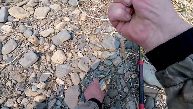 Огромная КРАСНОПЁРКА УГАЙ Рыбалка во время нереста разрешена в Приморском крае. смотреть онлайн