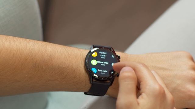 Усъвършенстван, удобен, издръжлив: Huawei Watch GT2 смотреть онлайн