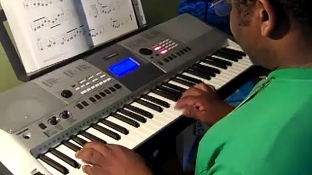 YouTube Theme from The Pink Panther Yamaha PSR E413 смотреть онлайн