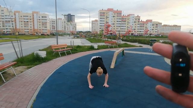 Кто быстрее за одну минуту челлендж (берпи)ДРЫЩУЛИКИ!!!! смотреть онлайн