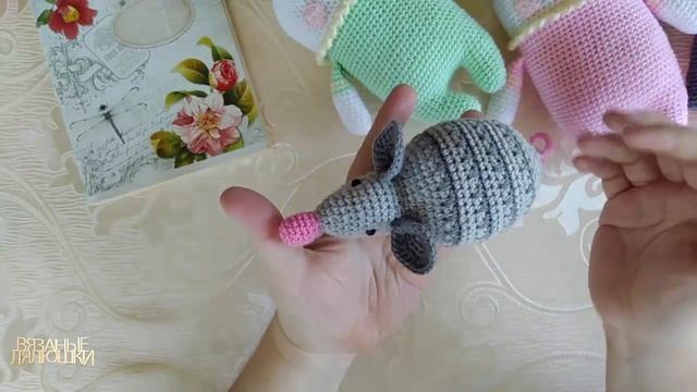 ГОТОВЫЕ РАБОТЫ/Шесть новых вязаных игрушек/Лягушка Фиона/Кукла Алиса смотреть онлайн