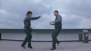 Самые БЕЗУМНЫЕ трюки Джеки Чана