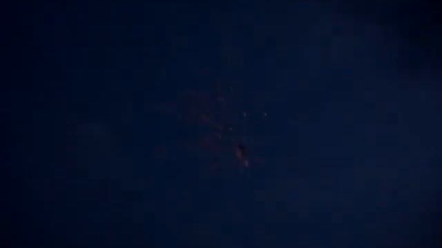 The Incredible Double Break Rocket - Sky Force - Epic Fireworks смотреть онлайн