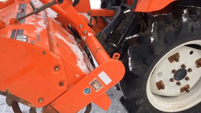 Kubota X-20 Saturn XB-...86 мощность 20л.с. V= 1335cc , японский мини трактор с фрезой смотреть онлайн