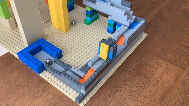 Epic LEGO Marble Run смотреть онлайн