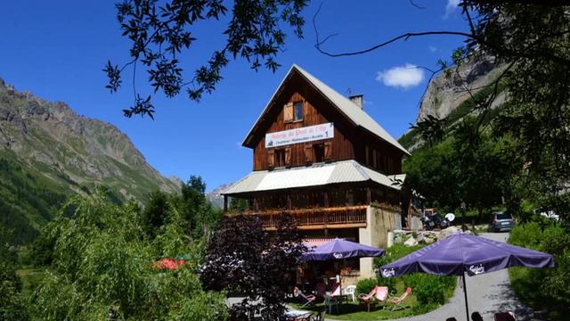 Auberge du Pont de l'Alp - Monetier-les-Bains - France смотреть онлайн