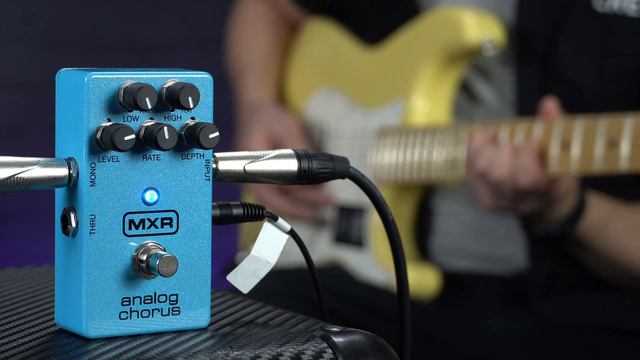 Top 5 Best Chorus Pedals Under £100 - Classic Chorus Tones Without Boutique Prices! смотреть онлайн