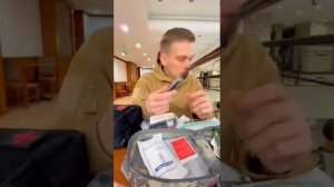 Аптечка для оказания первой помощи. Тактическая армейская аптечка. Индивидуальная аптечка.