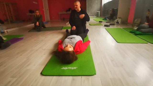 Тантра йога. В Северной традиции существует пять первоэлементов: Земля, Вода, Воздух, Огонь и Лед смотреть онлайн