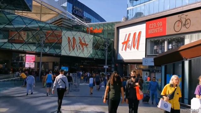 STRATFORD CITY TOUR смотреть онлайн