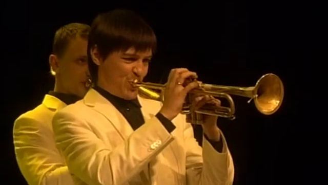 Handel vs GREEN HORNET. Siberia Brass смотреть онлайн
